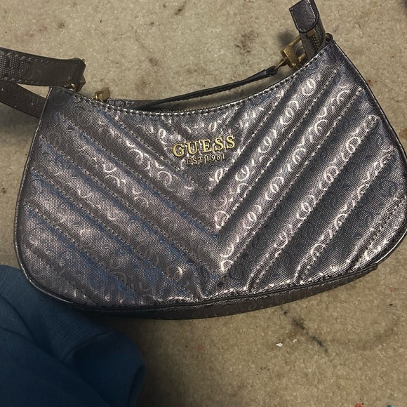GUESS Shimmering Silver Shoulder Bag - Picture 1 of 8
